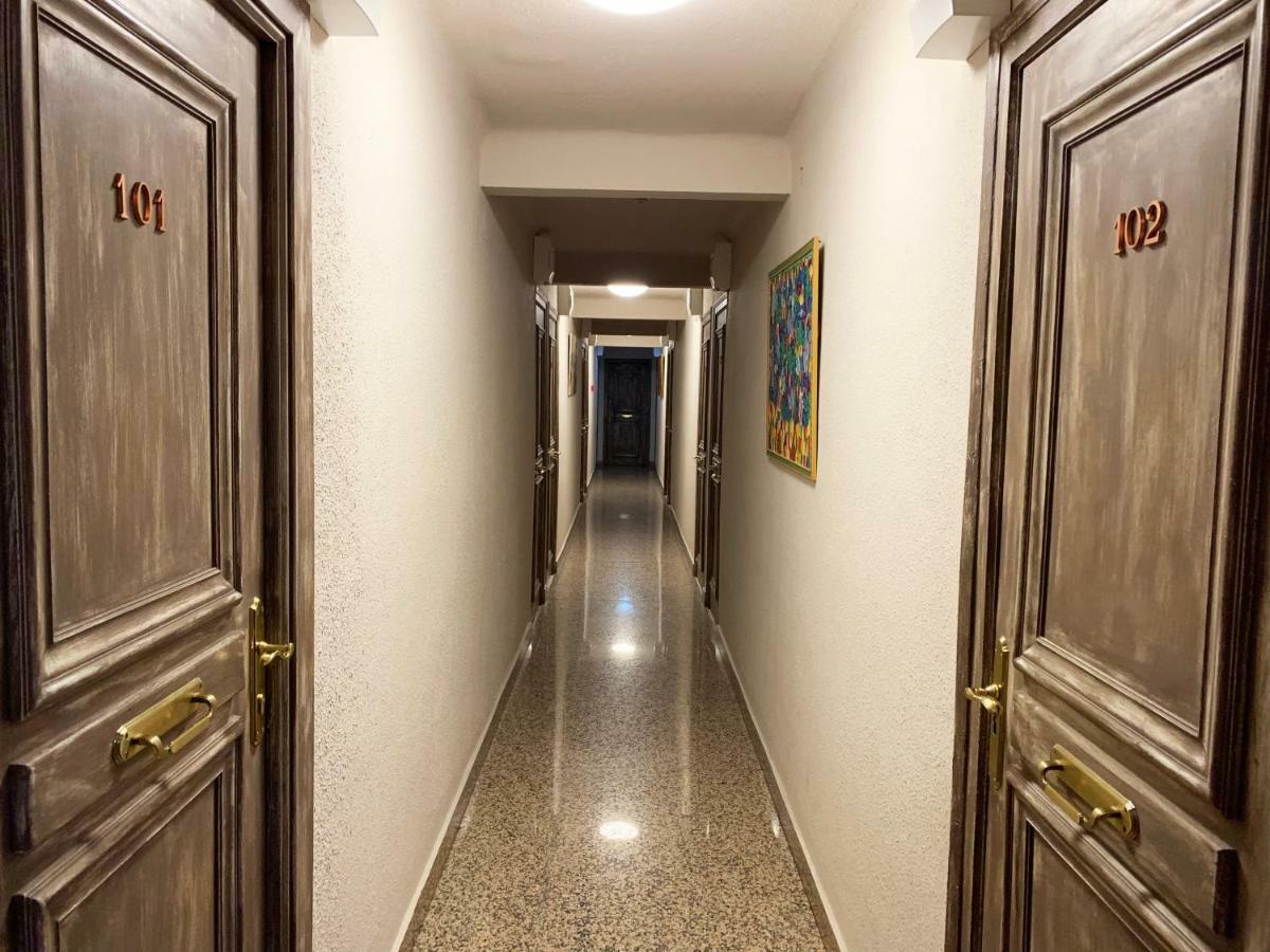 Hotel Barcelona Sant Julia de Loria Ngoại thất bức ảnh