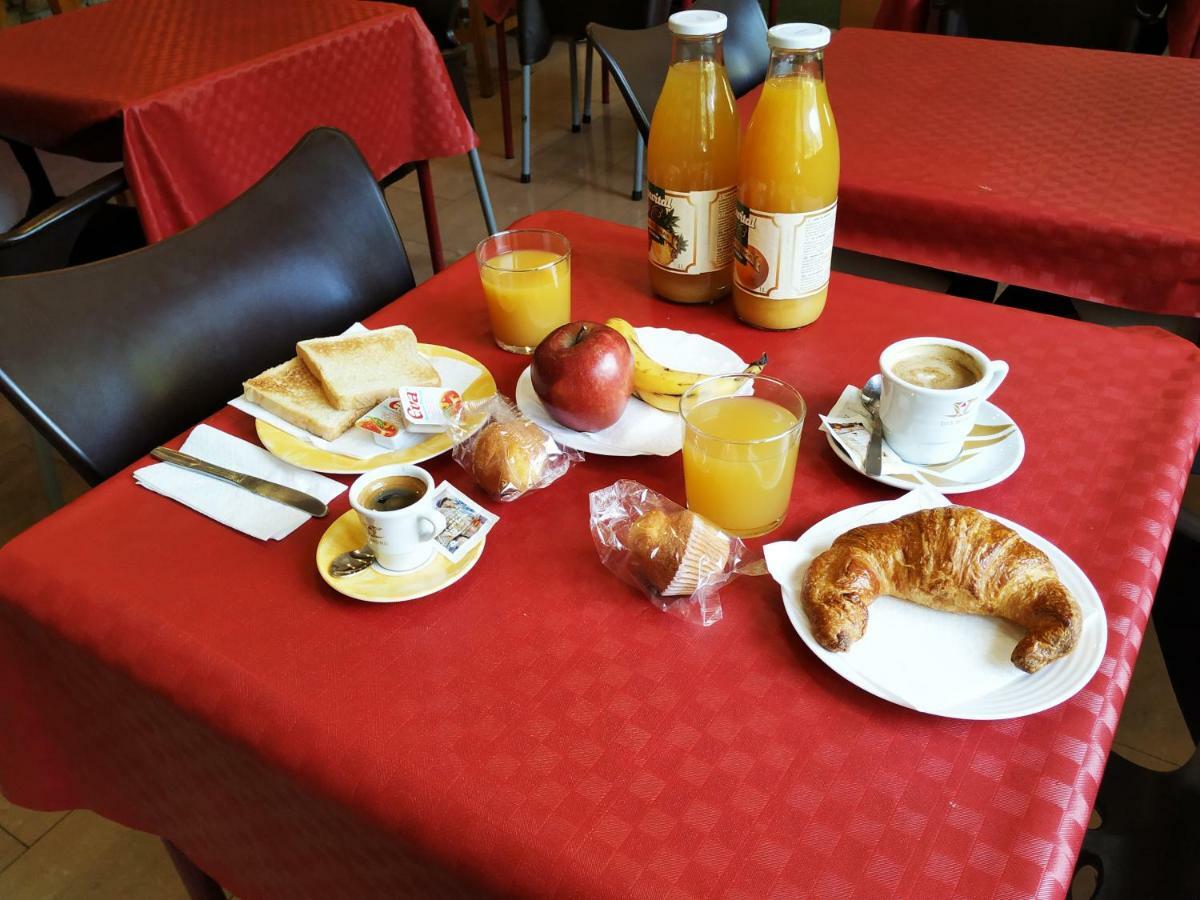 Hotel Barcelona Sant Julia de Loria Ngoại thất bức ảnh